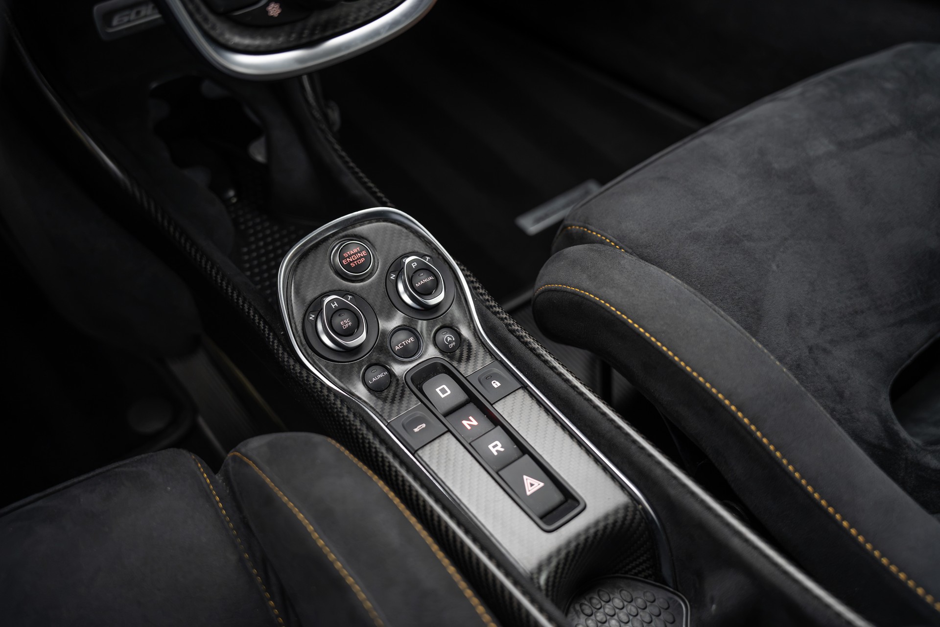 McLAREN 600LT Coupé 3.8 V8 SSG-image-17