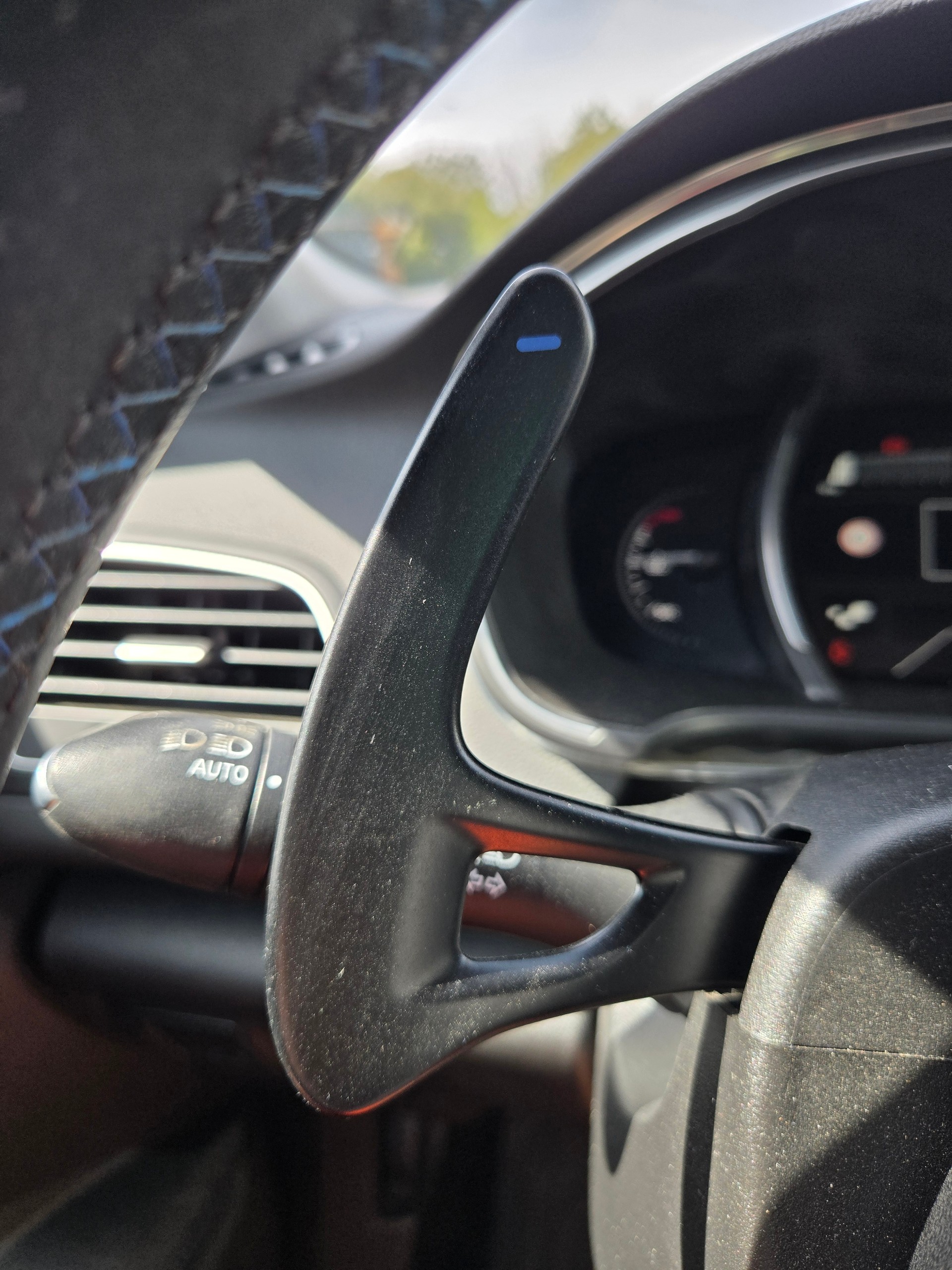 RENAULT Mégane 1.6 16V Turbo GT EDC-showroom-element-2