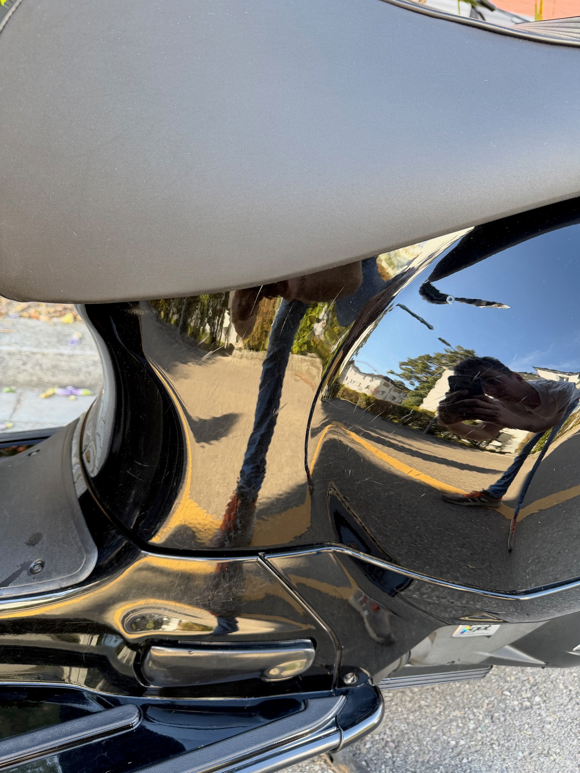 PIAGGIO Vespa GTS 125 i.e ABS-image-8