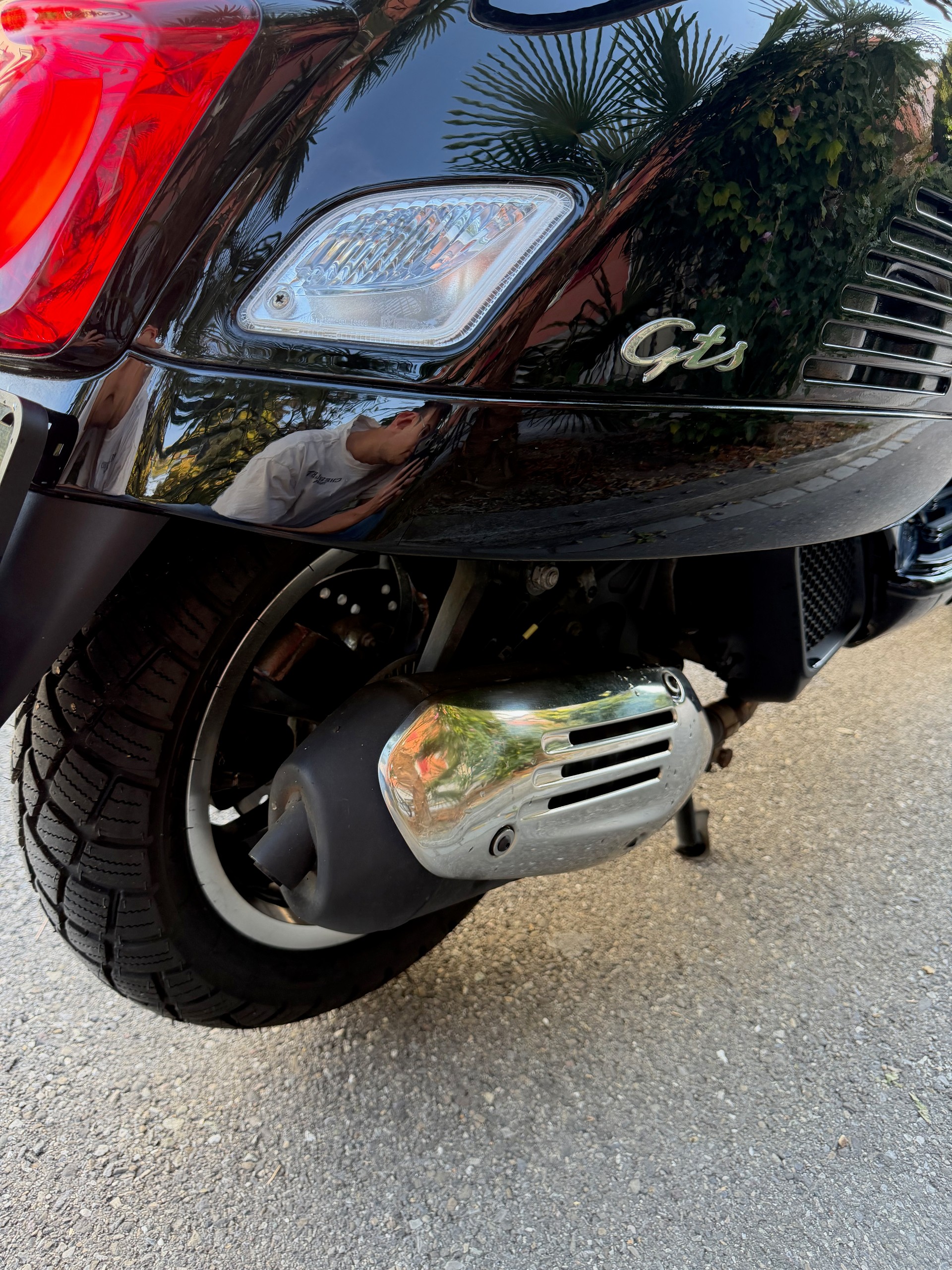 PIAGGIO Vespa GTS 125 i.e ABS-image-6
