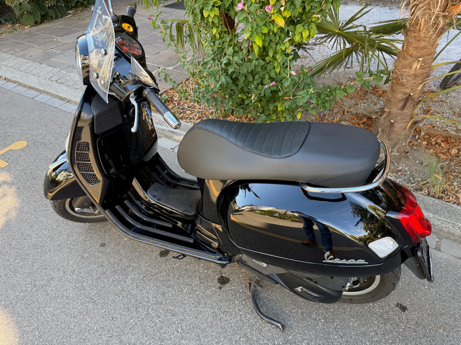 PIAGGIO Vespa GTS 125 i.e ABS-image-2