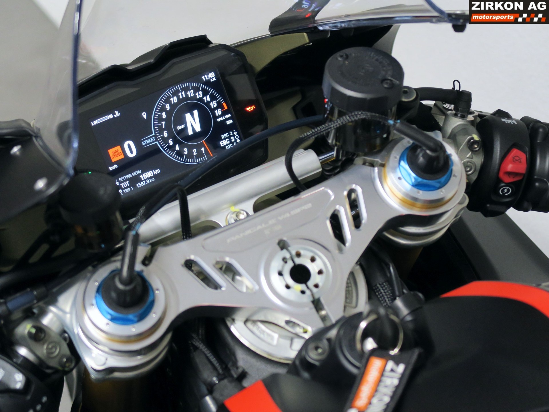 DUCATI Panigale V4 SP2-image-12
