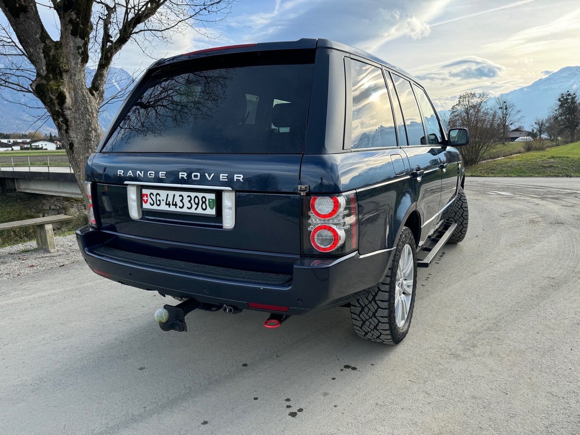LAND ROVER Range Rover 4.4 TDV8 Automatic-image-9