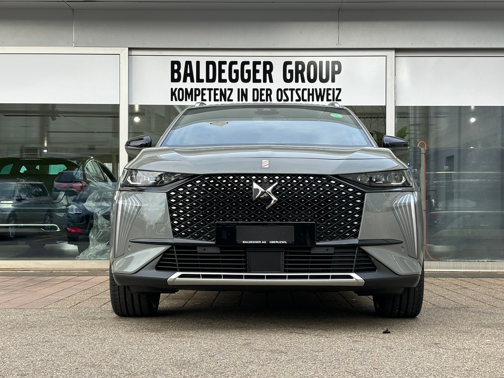 DS AUTOMOBILES DS7 1.6 E-Tense Rivoli 4x4-image-5