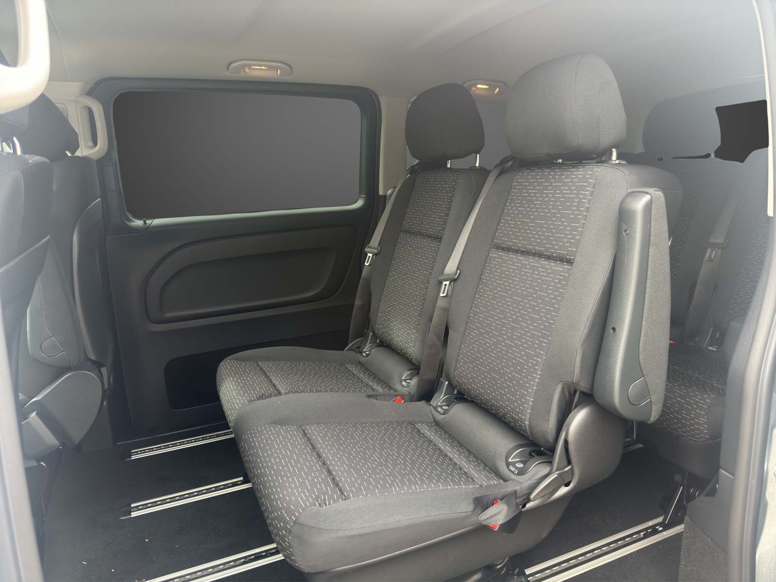MERCEDES-BENZ Vito 116 CDI Lang Tourer 9G-Tronic 4M Select-image-11