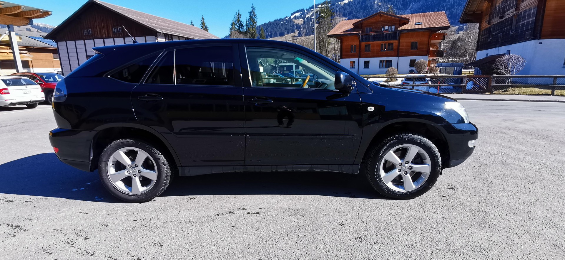 LEXUS RX 350 Edition-showroom-element-2