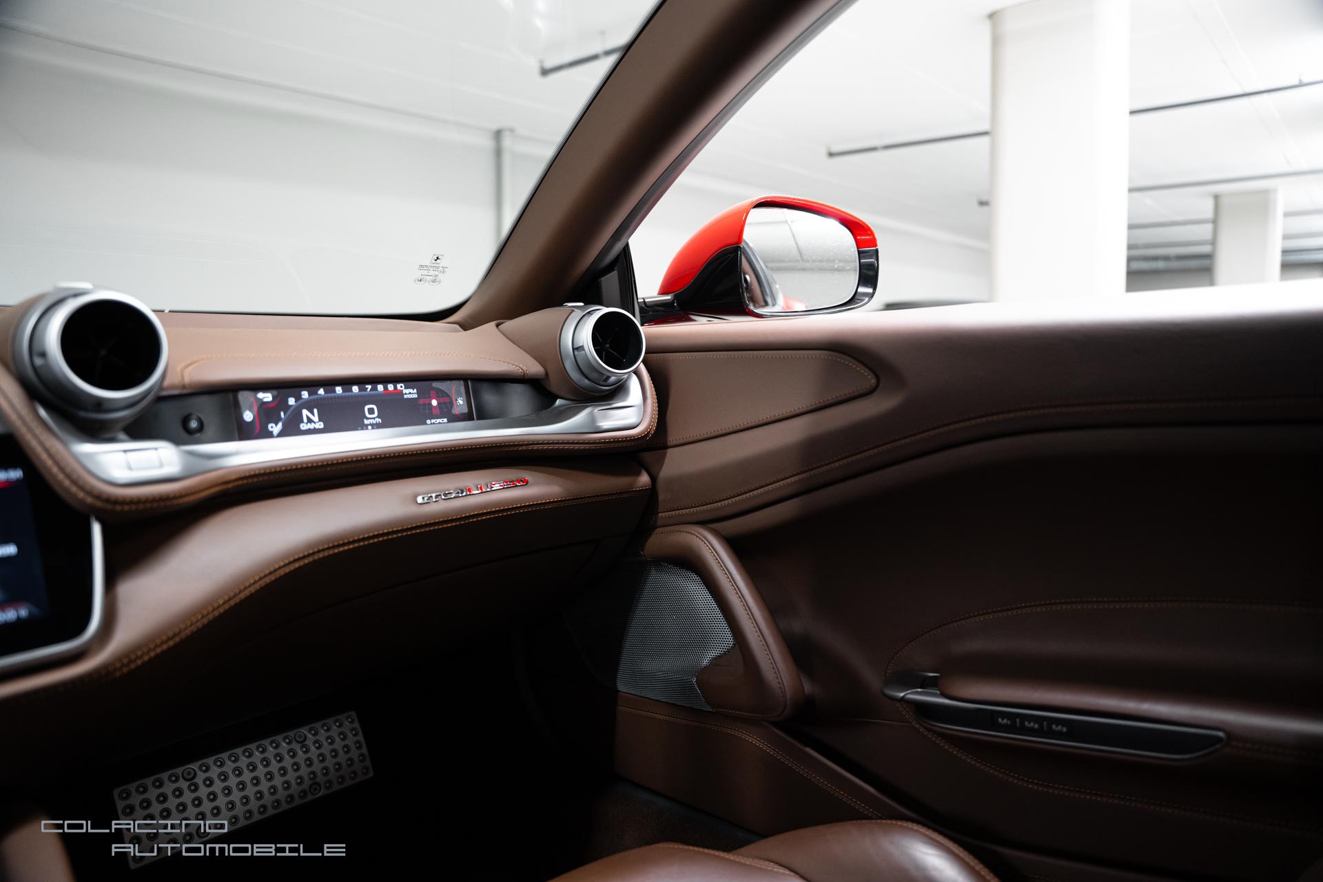 FERRARI GTC 4 Lusso-image-23