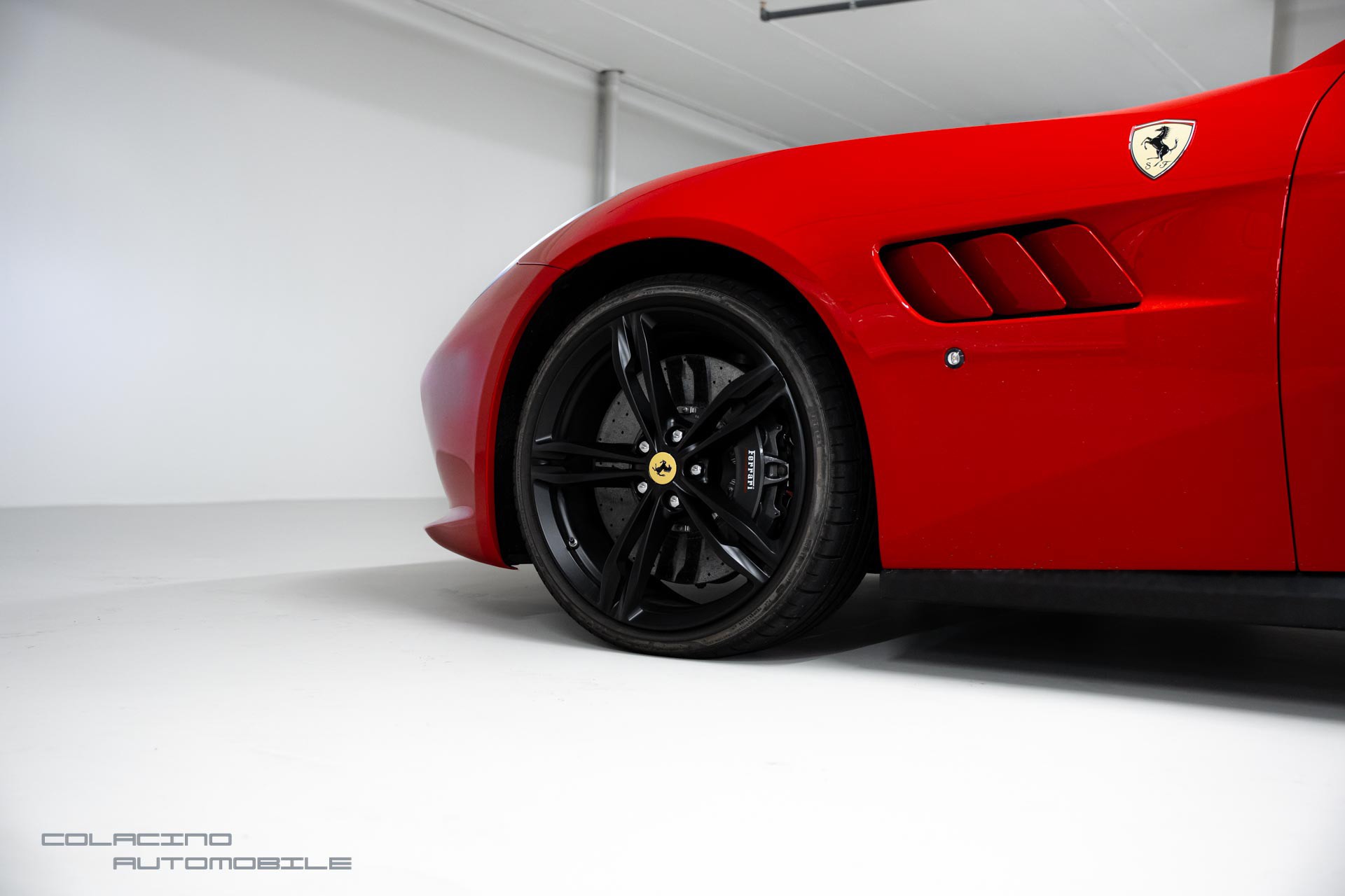 FERRARI GTC 4 Lusso-image-10