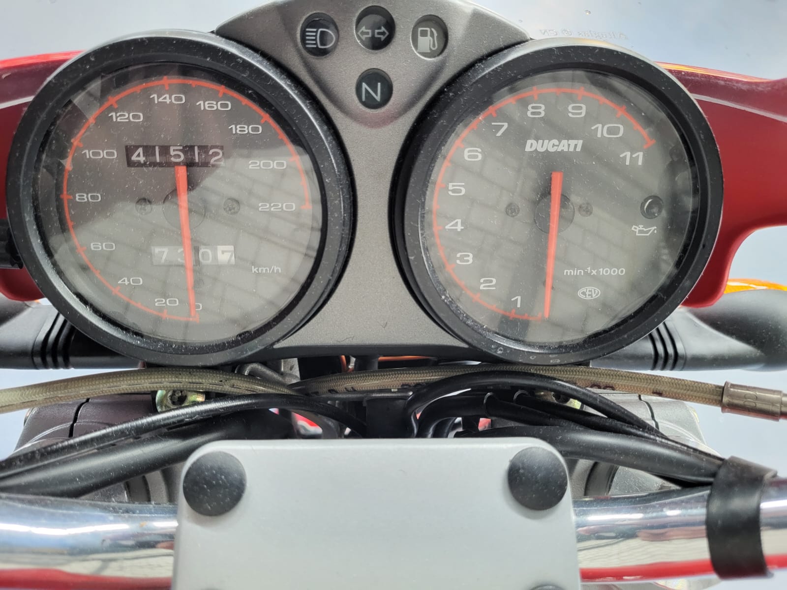 DUCATI Monster 600-image-4