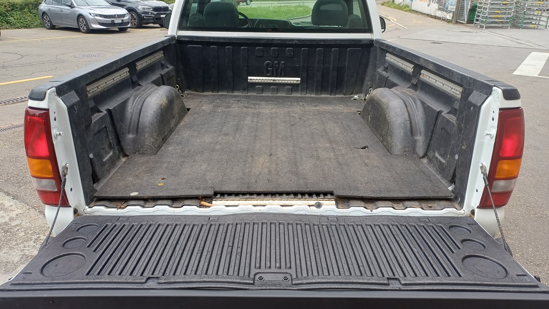 CHEVROLET 1500 Regular Cab 4.8 V8 275PS-image-8