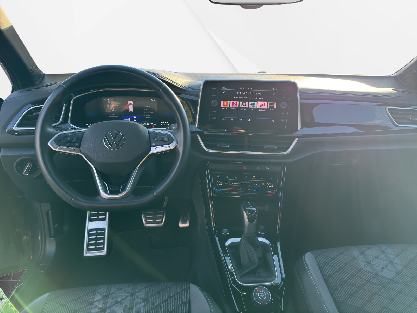 VW T-Roc 2.0 TSI R-Line DSG 4Motion-image-10