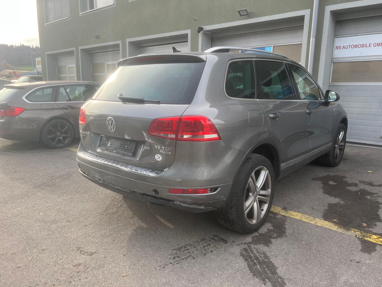 VW Touareg 3.0 TDI BlueMotion Technology Tiptronic-image-4