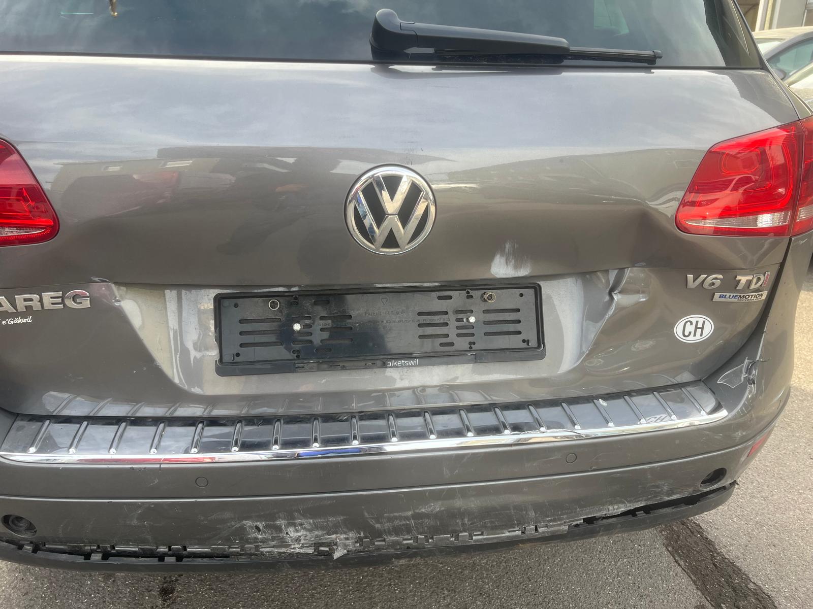 VW Touareg 3.0 TDI BlueMotion Technology Tiptronic-image-6