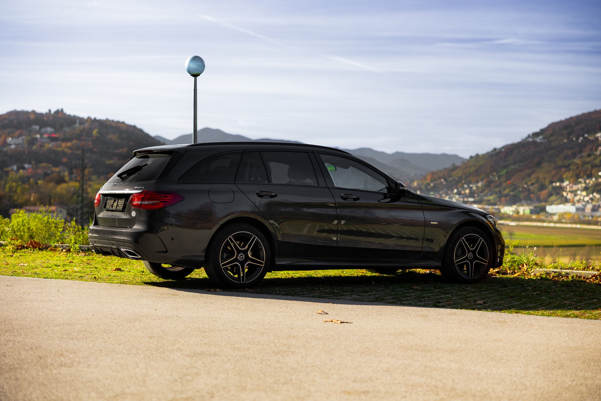 MERCEDES-BENZ C 220 d Swiss Star AMG Line 4M 9G-Tronic-image-2