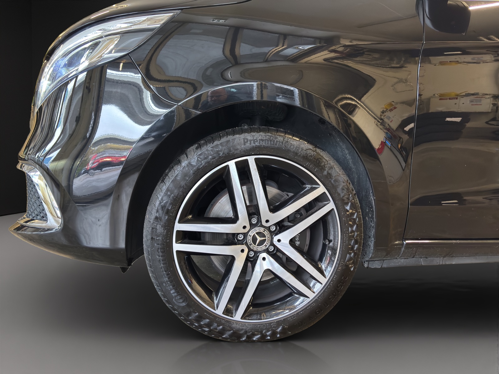 MERCEDES-BENZ V 300 d lang Avantgarde 4Matic 9G-Tronic-image-12