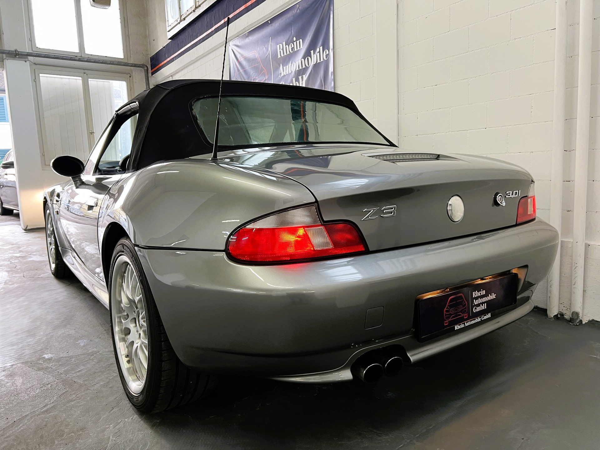 BMW Z3 3.0i Roadster-image-3