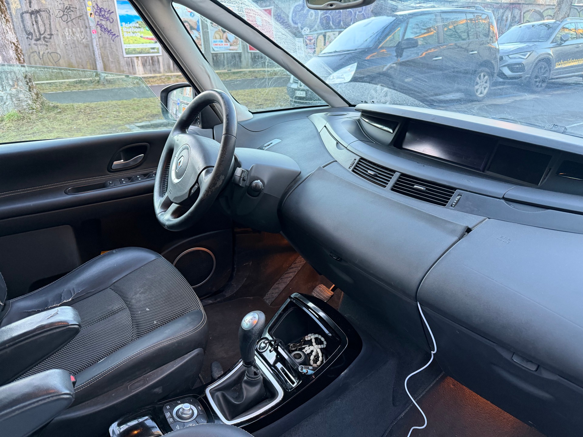 RENAULT Espace 2.0 dCi Dynamique Automatic-image-7