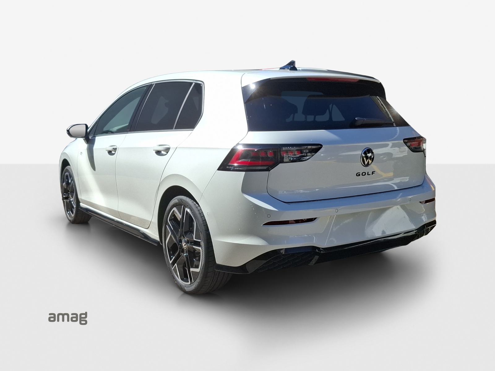 VW Golf 1.5 e TSI mHEV R-Line DSG-showroom-element-2