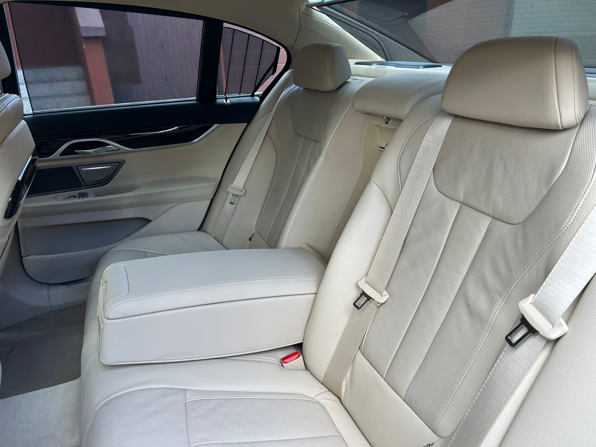 BMW 730d xDrive Steptronic-image-11