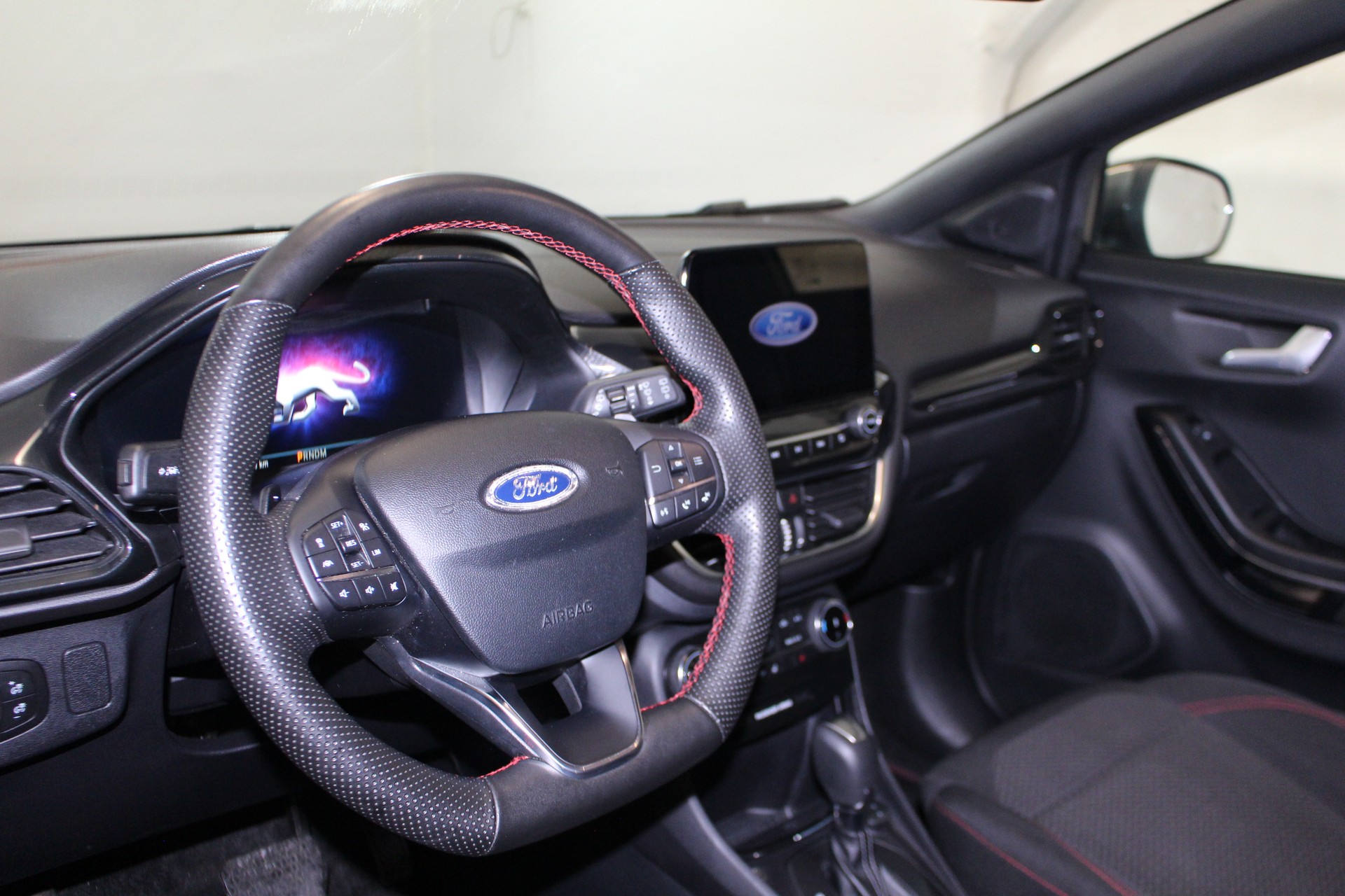 FORD Puma 1.0 EcoB Hybrid 125 ST-Line-image-11