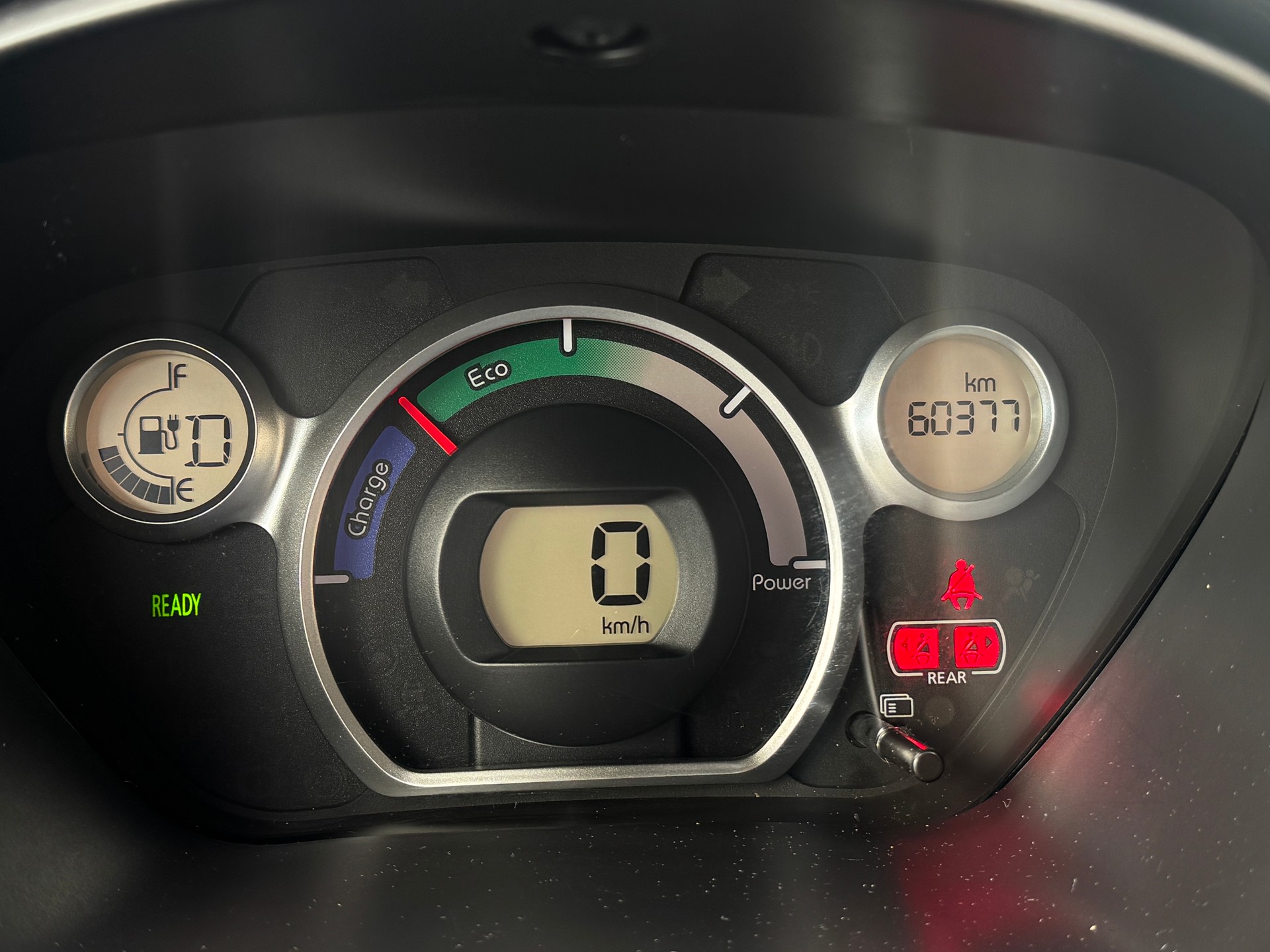 MITSUBISHI i-MiEV City Car Elektro Style-image-12