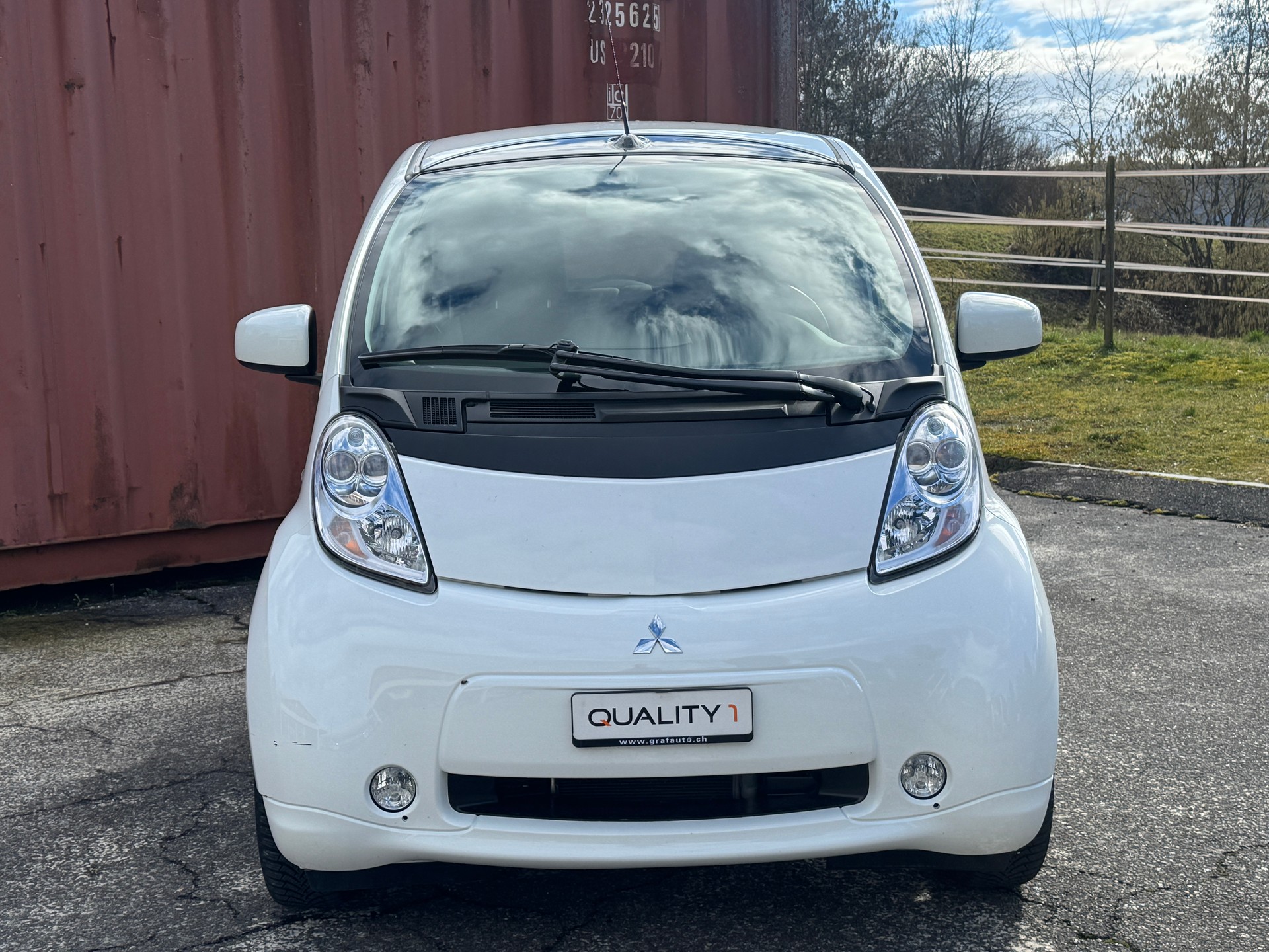 MITSUBISHI i-MiEV City Car Elektro Style-showroom-element-3