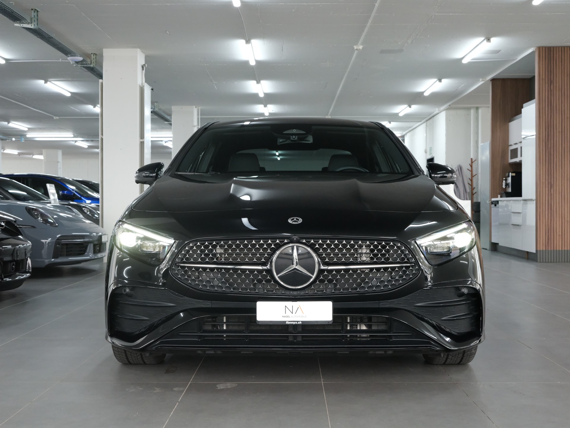 MERCEDES-BENZ A 200 7G-DCT AMG-LINE-image-7