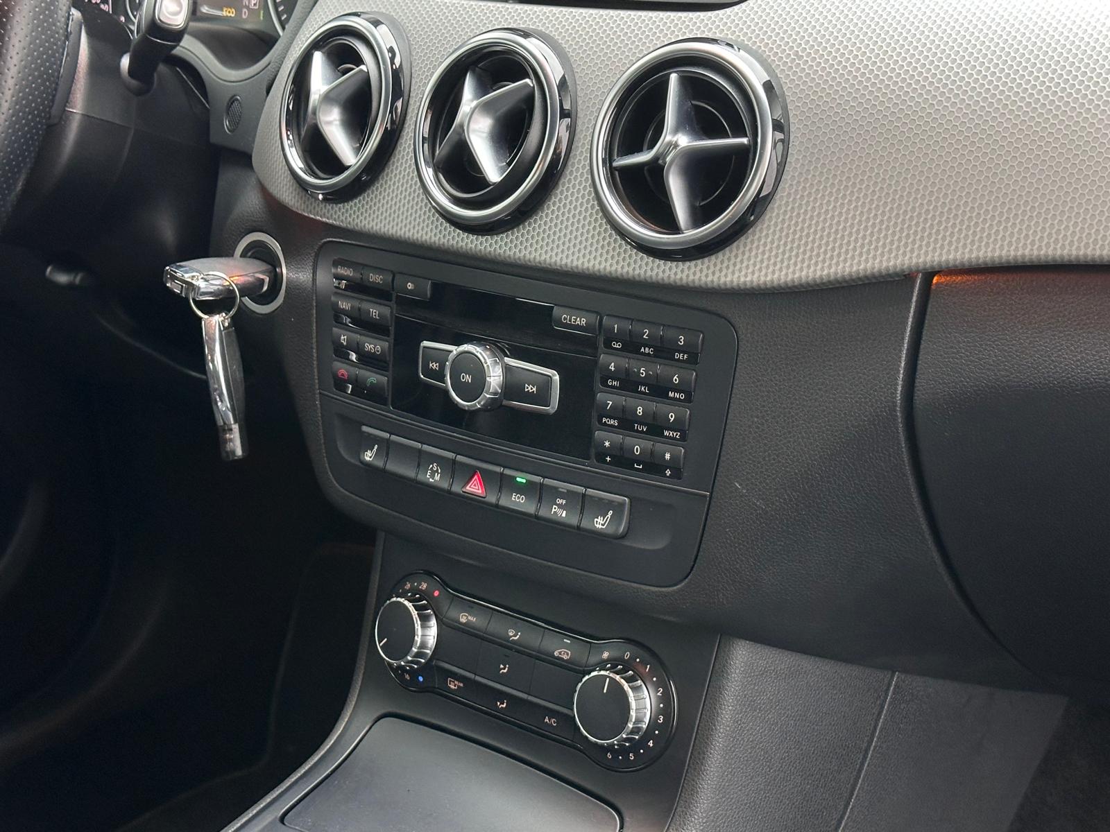 MERCEDES-BENZ B 200 7G-DCT-image-17