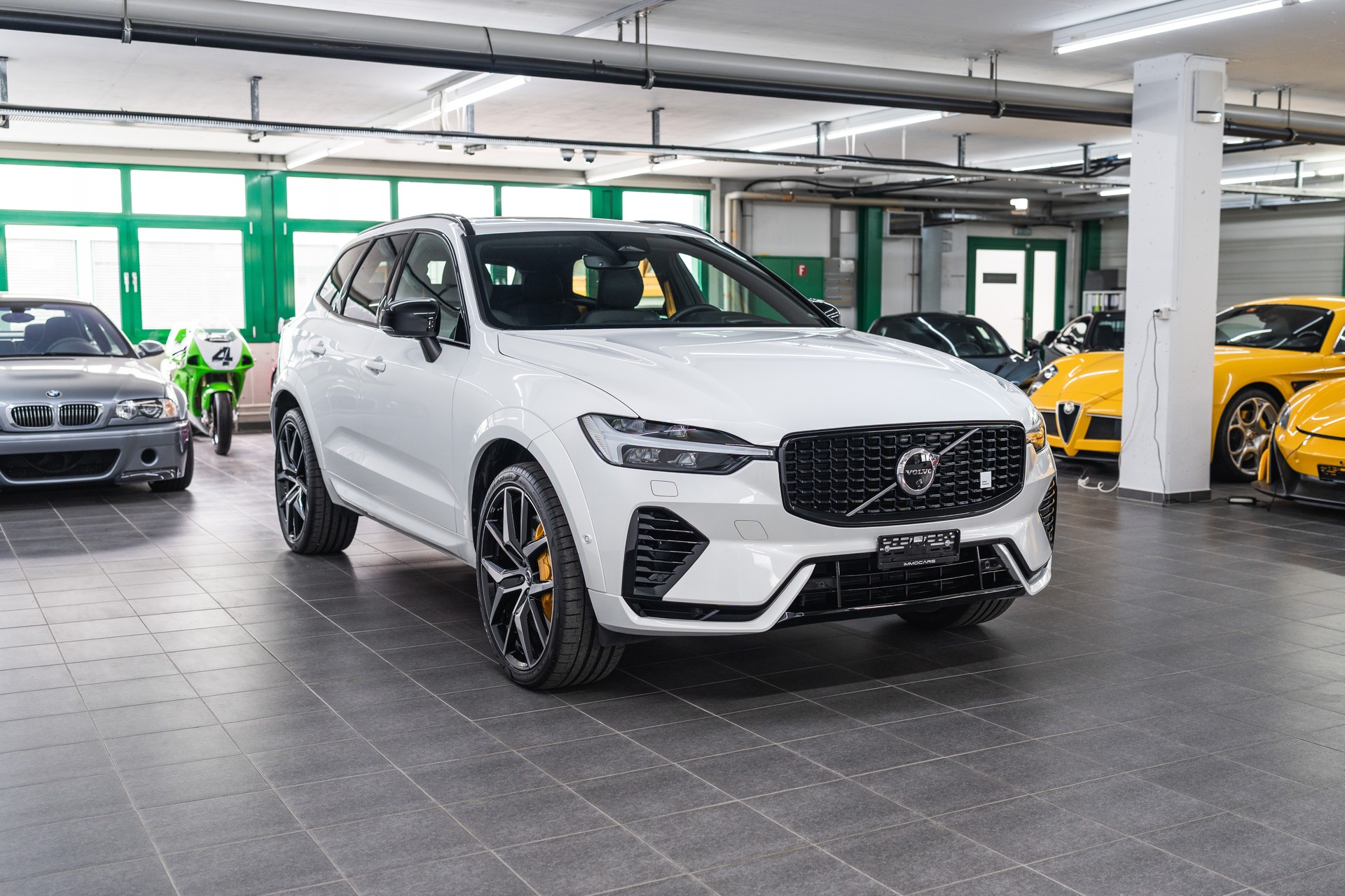 VOLVO XC60 T8 eAWD PluginHybrid Polestar Geartronic-showroom-element-2