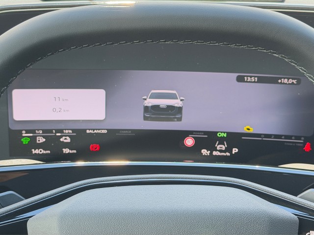 AUDI Q3 SUV e-hybrid 200 kW S tronig-image-13