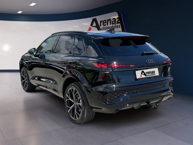 AUDI Q3 SUV e-hybrid 200 kW S tronig-showroom-element-2