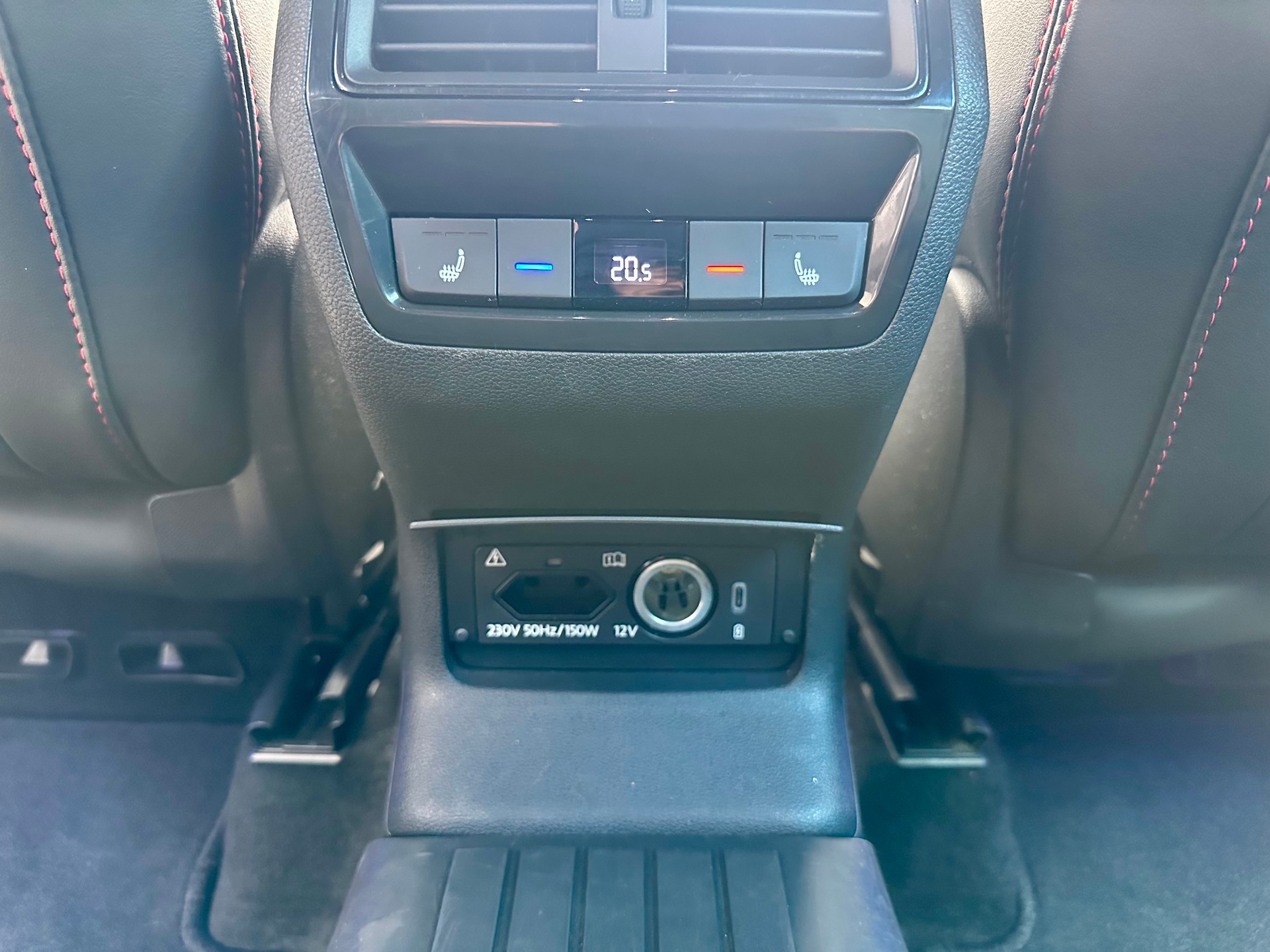 SKODA Kodiaq 2.0 TSI 4x4 RS-image-15