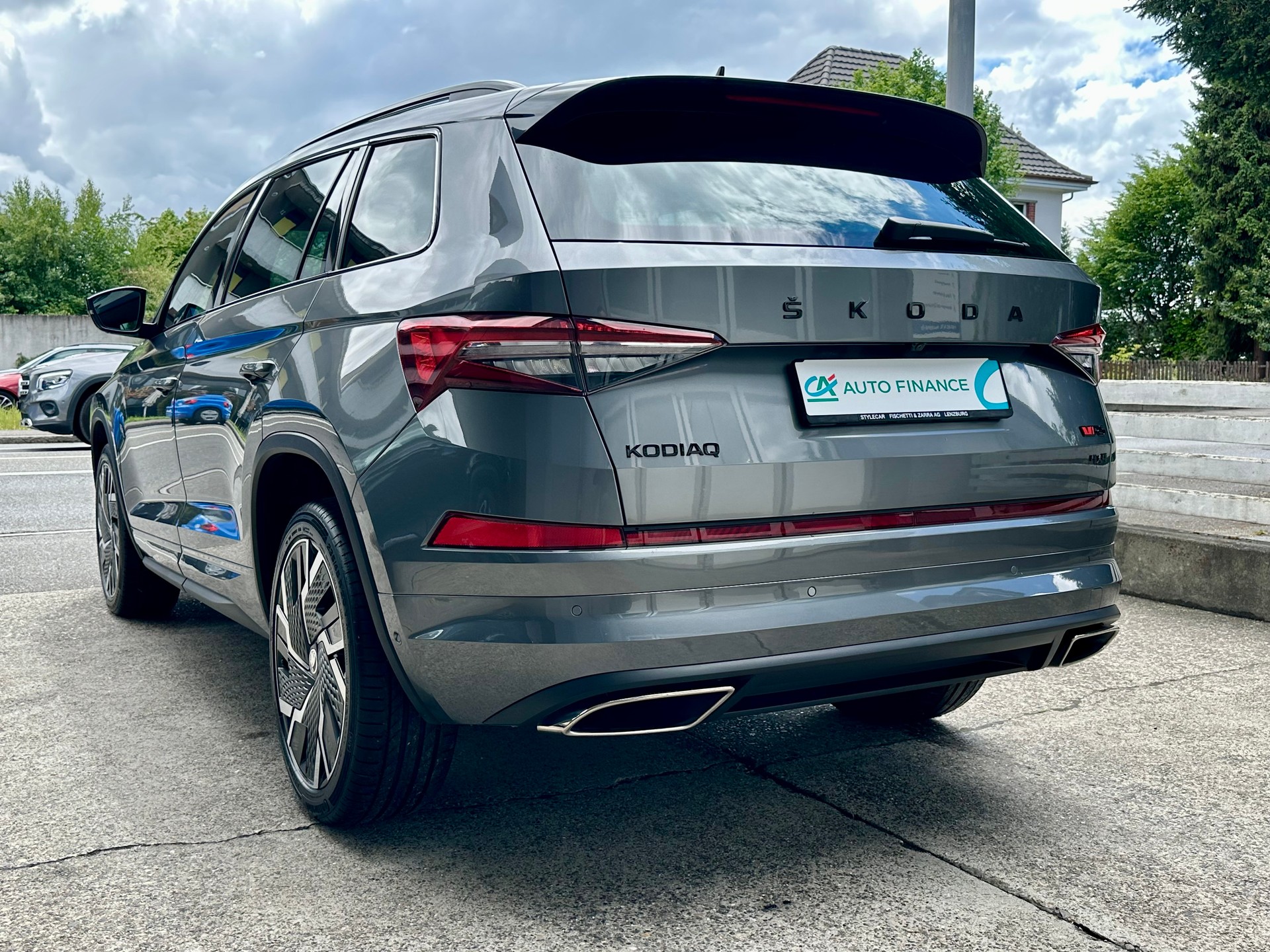 SKODA Kodiaq 2.0 TSI 4x4 RS-image-4