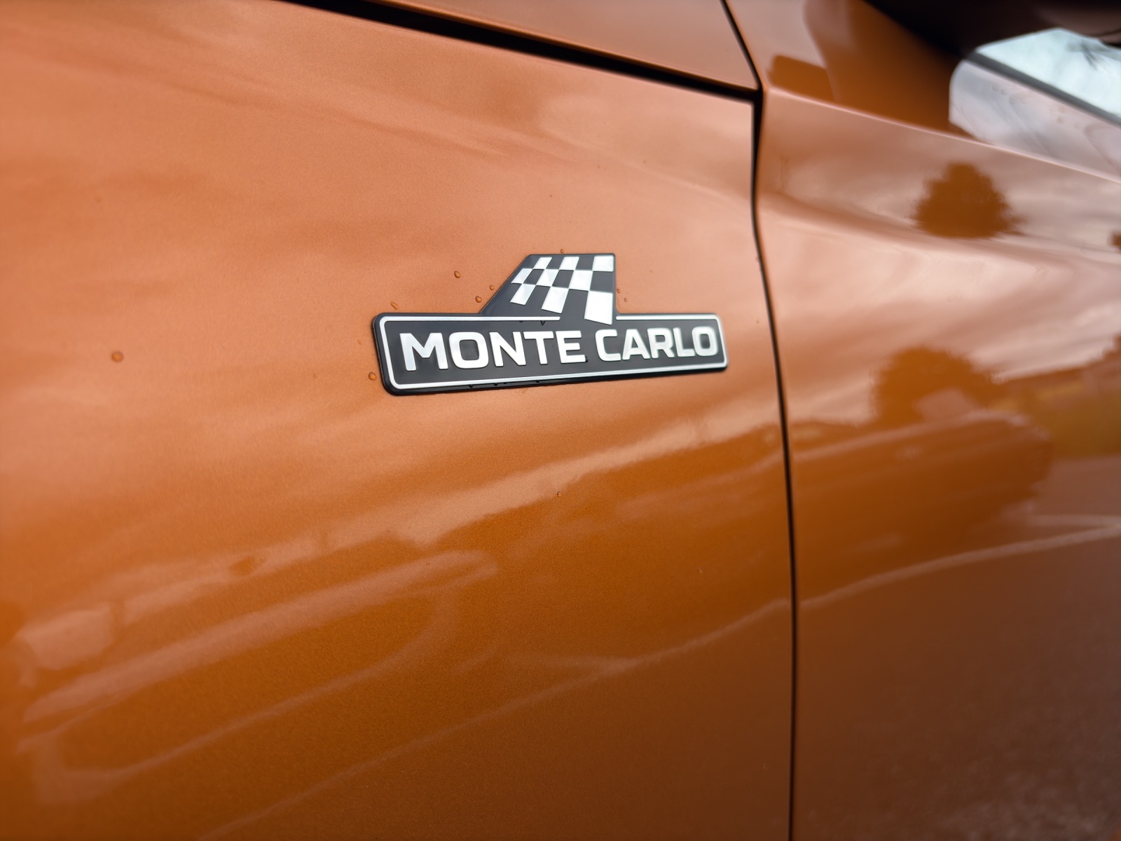 SKODA Kamiq 1.0 TSI Monte Carlo DSG-image-14