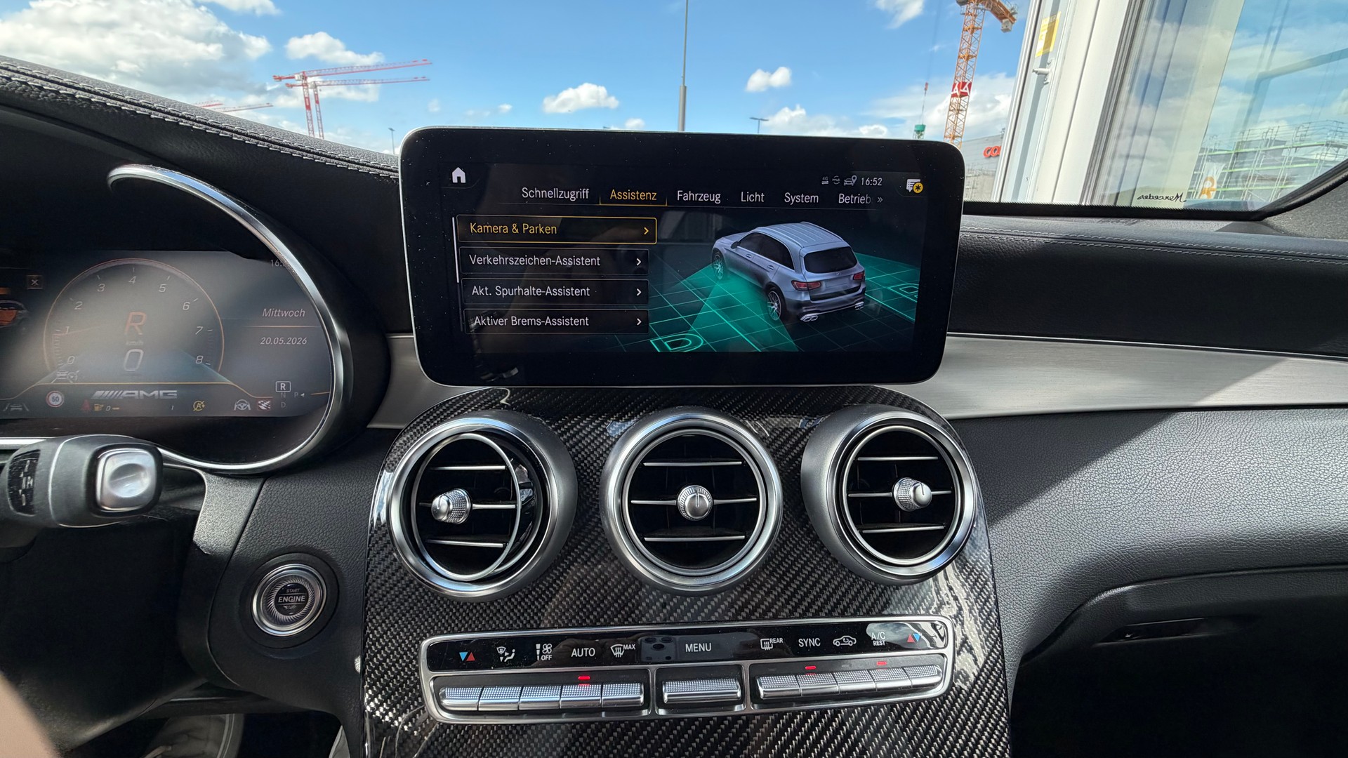 MERCEDES-BENZ GLC 63 S AMG 4Matic 9G-Tronic-image-24