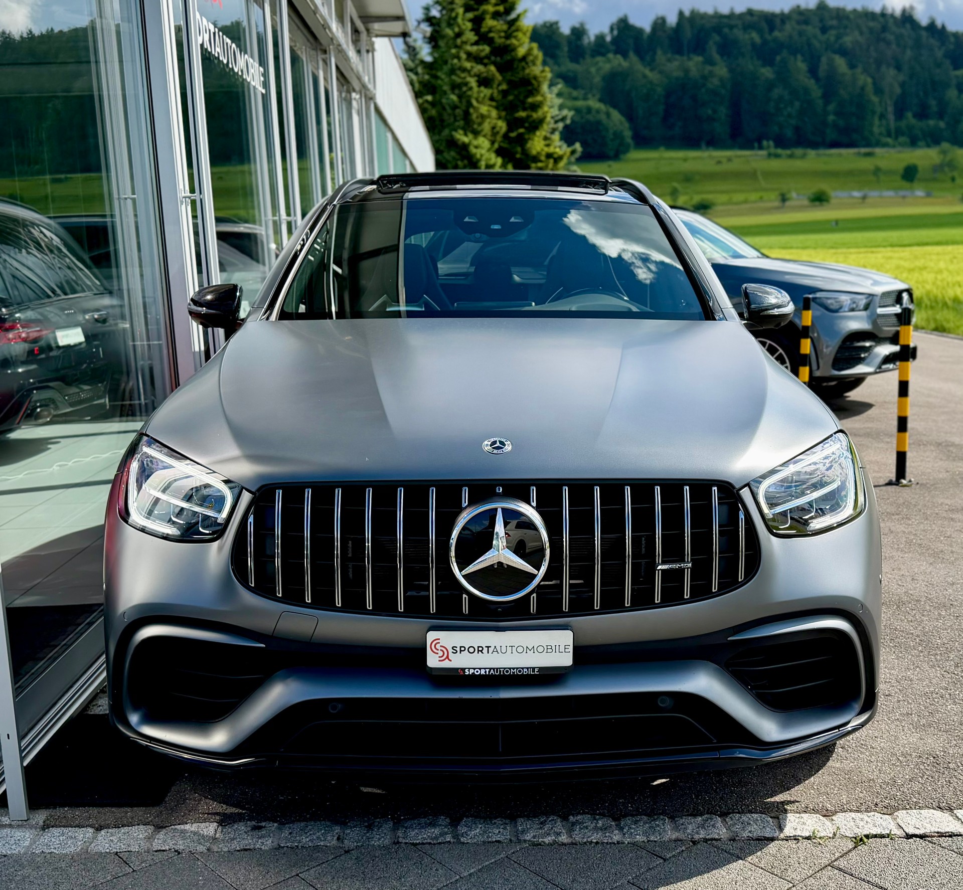 MERCEDES-BENZ GLC 63 S AMG 4Matic 9G-Tronic-image-4