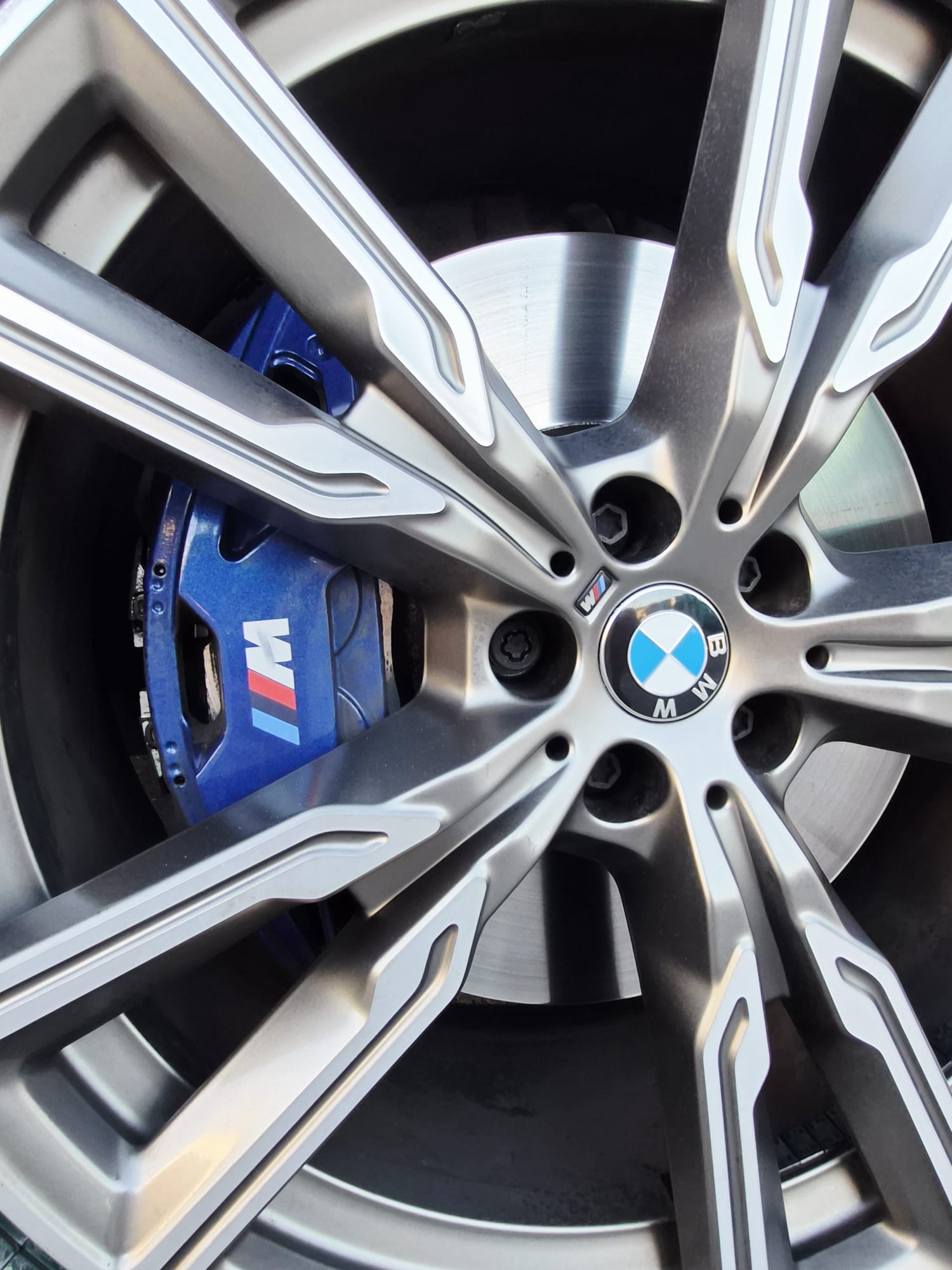 BMW X6 M50i Steptronic M-Sport G06 CH-image-10