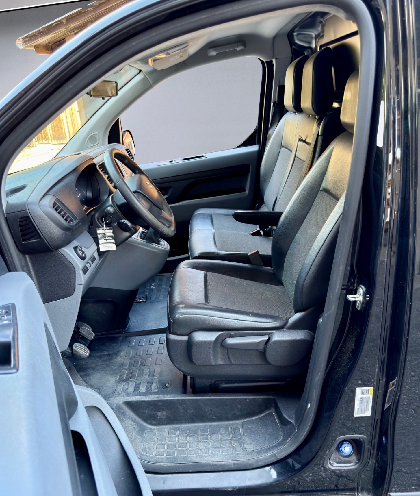 CITROEN Jumpy 2.0 BlueHDi XL Swiss Edition 3 Plätze, 150PS, Navigation, AHK 2.5T-image-8