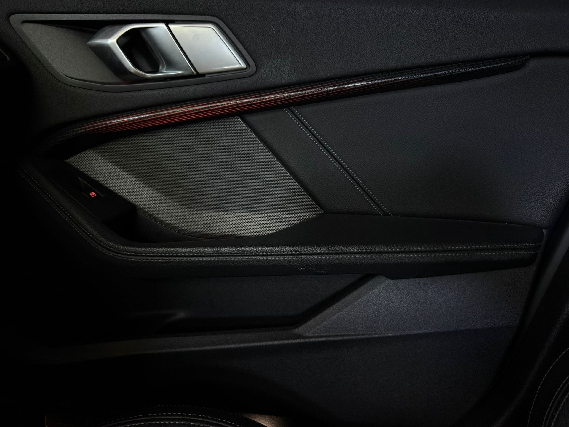 BMW M135i xDrive Steptronic-image-20