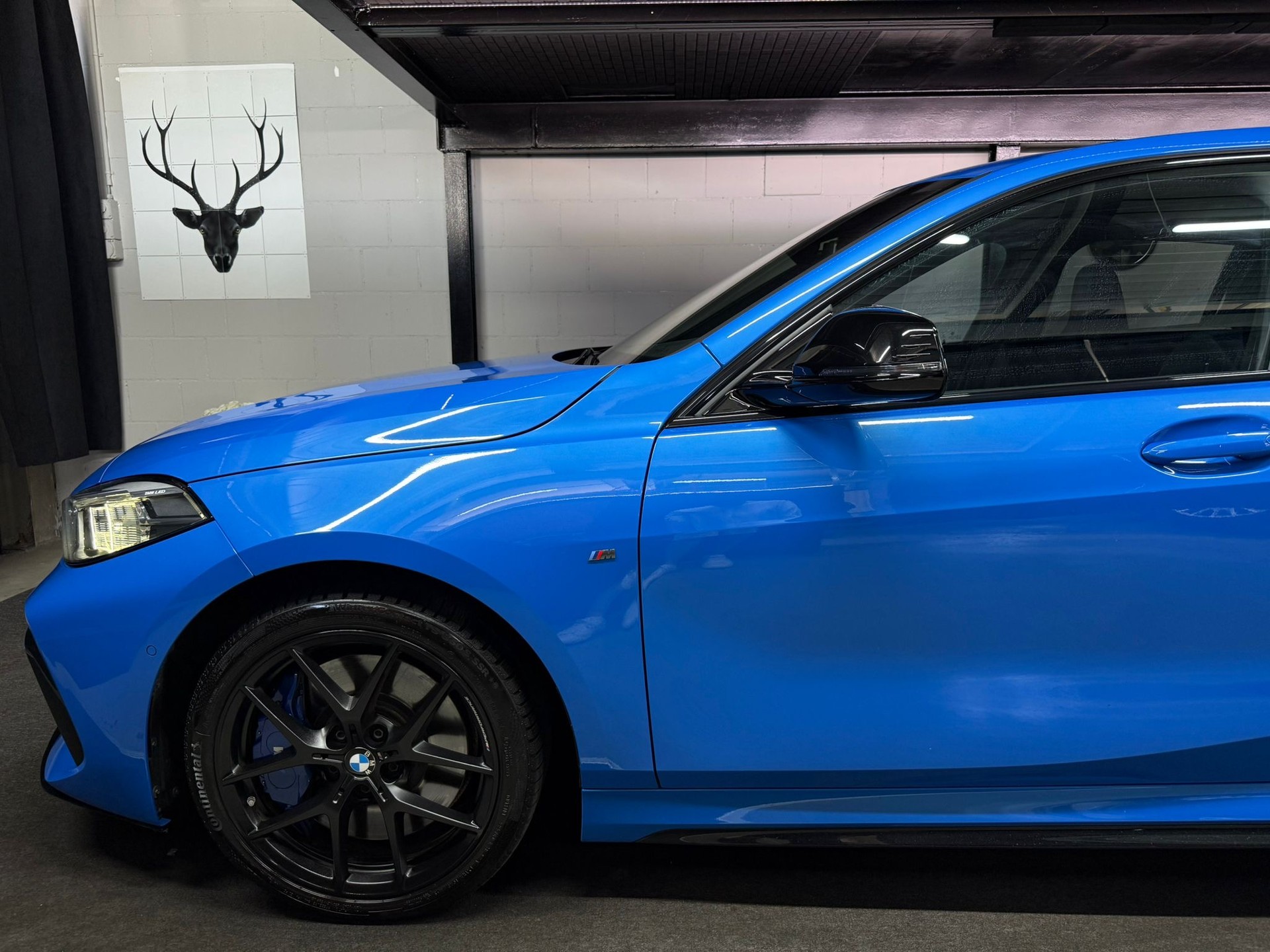 BMW M135i xDrive Steptronic-image-5