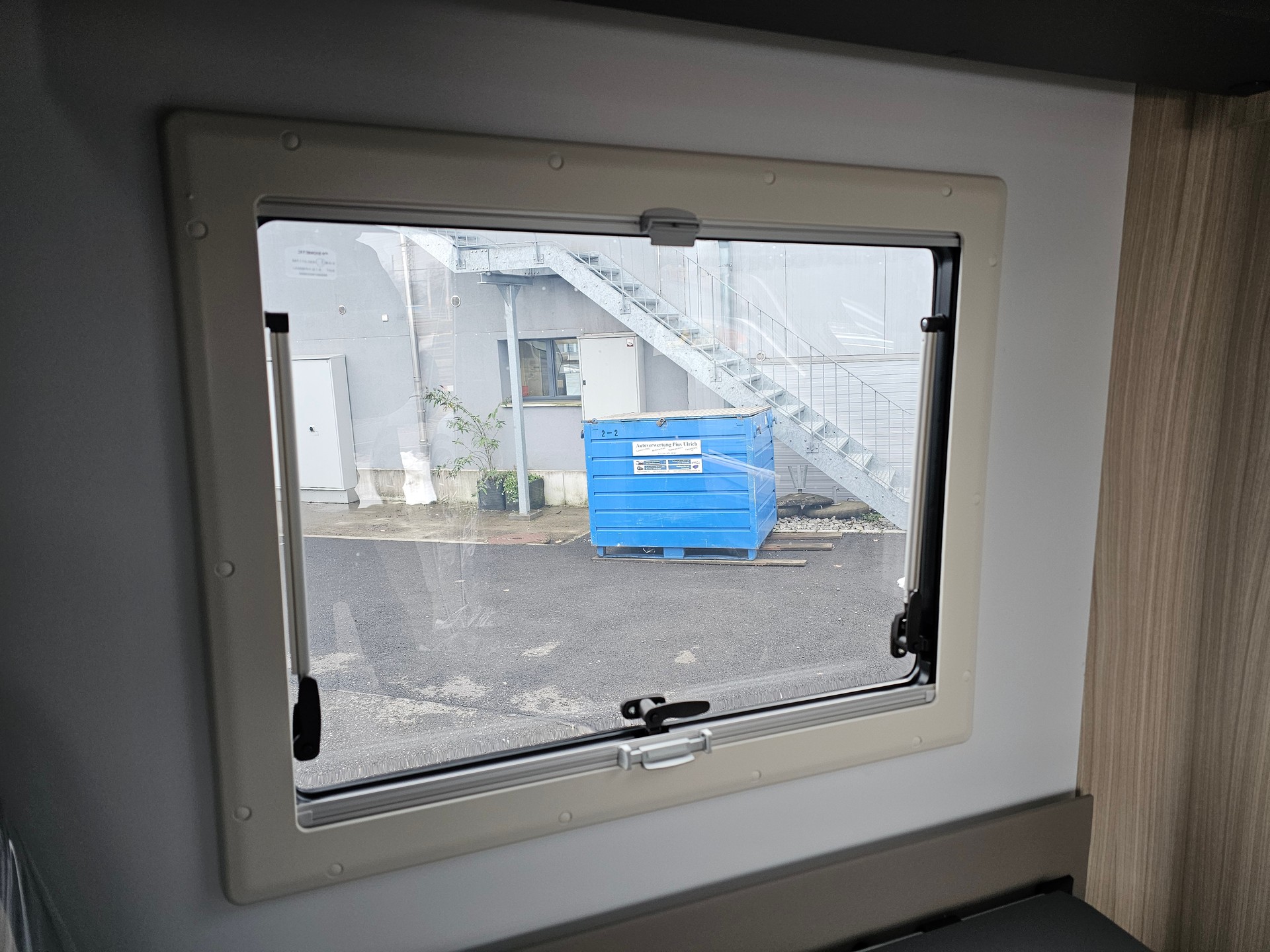 SUN LIVING S 70SL 165PS Automat-image-18