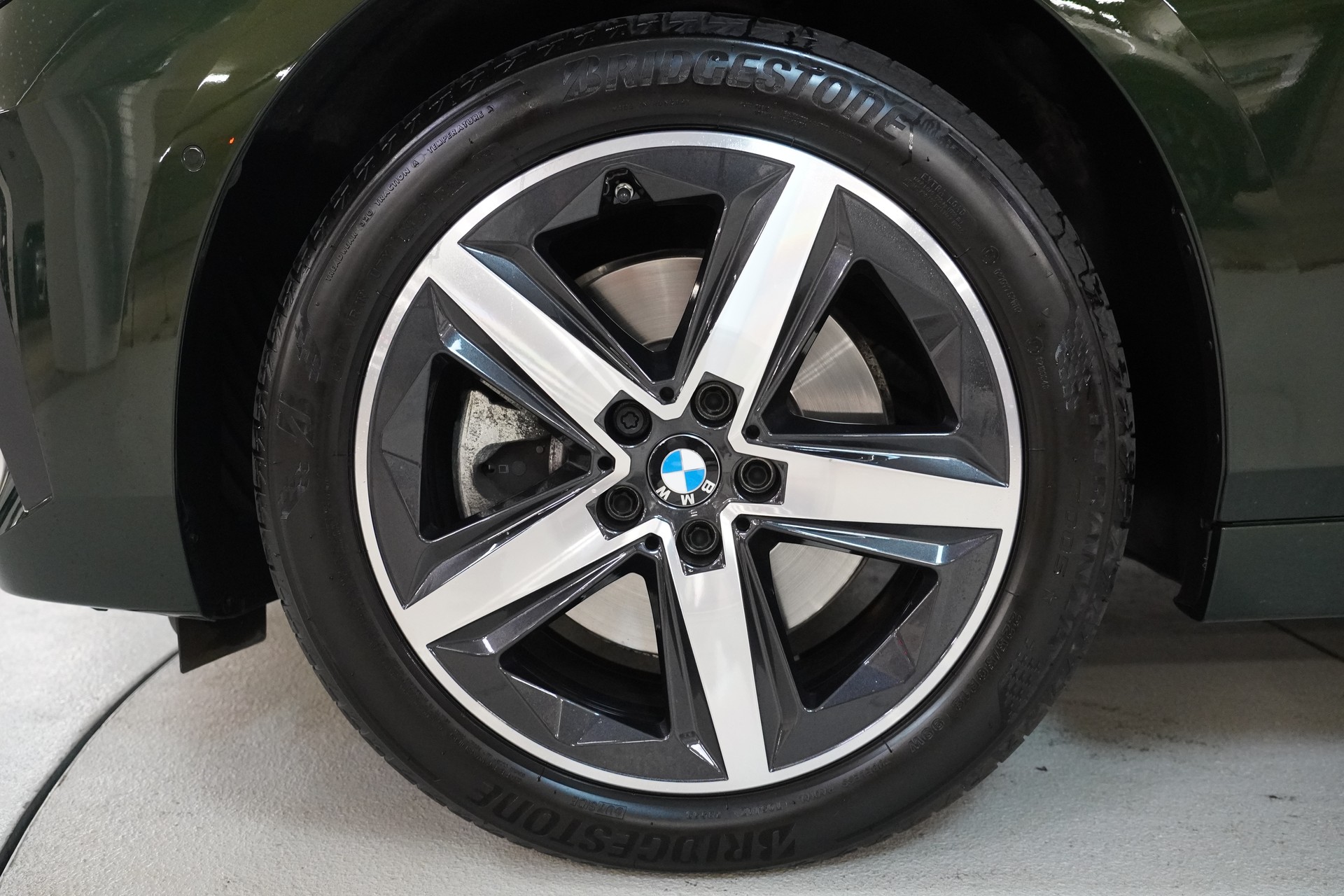 BMW 223i Active Tourer xDrive DKG-image-9