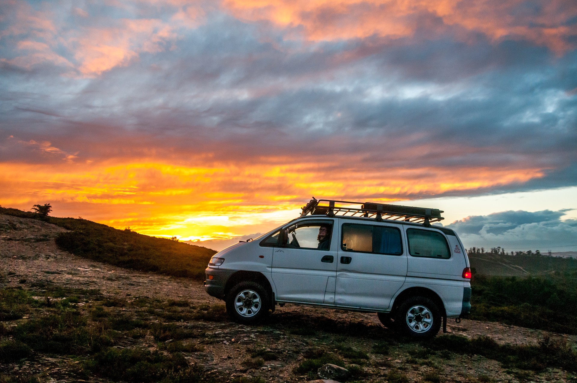 MITSUBISHI 2.4 16V 4x4-image-1