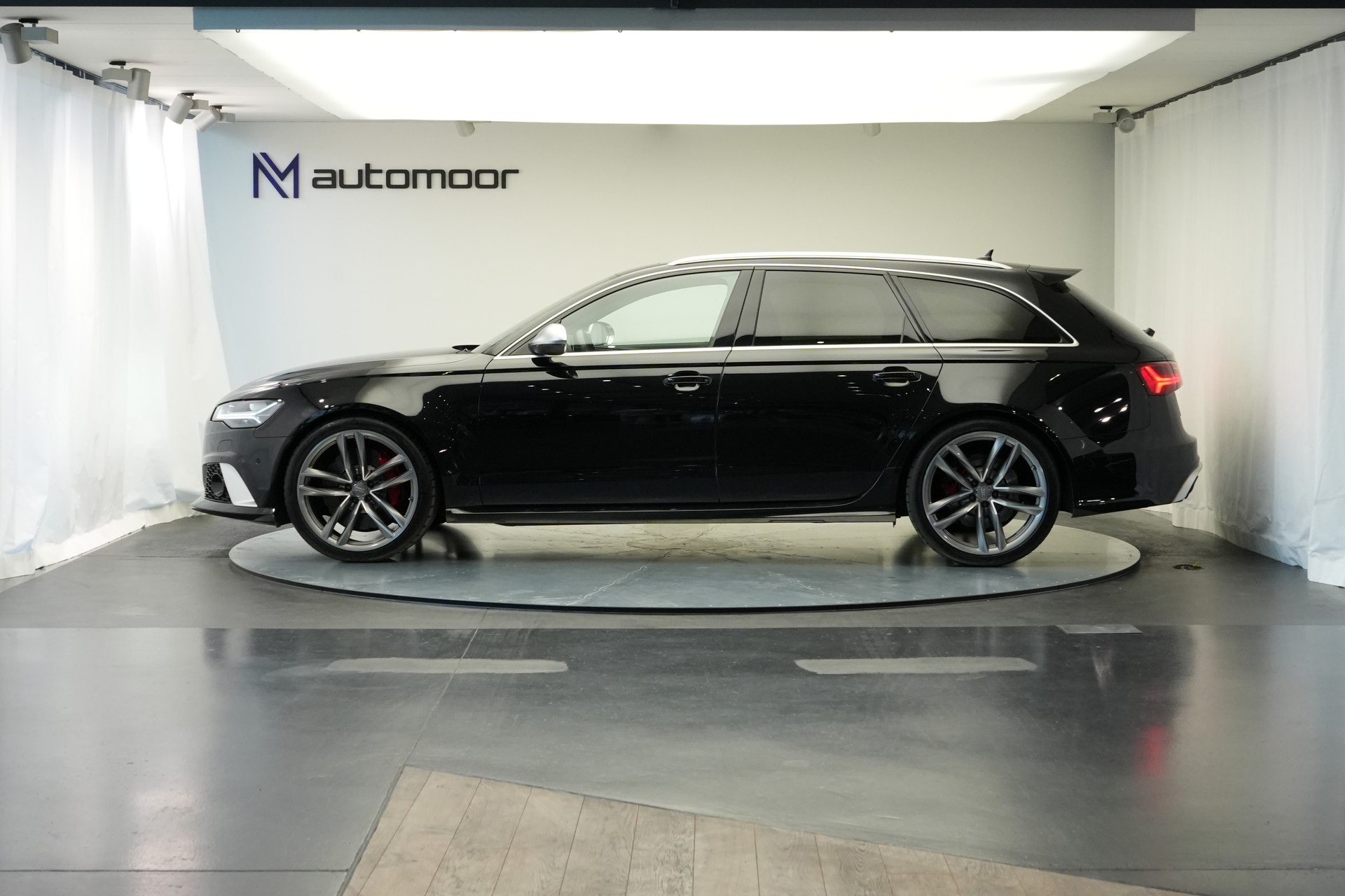 AUDI RS6 Avant 4.0 TFSI V8 quattro Tiptronic *Head-Up* *Dynamikpaket* *Sportauspuff*-image-7