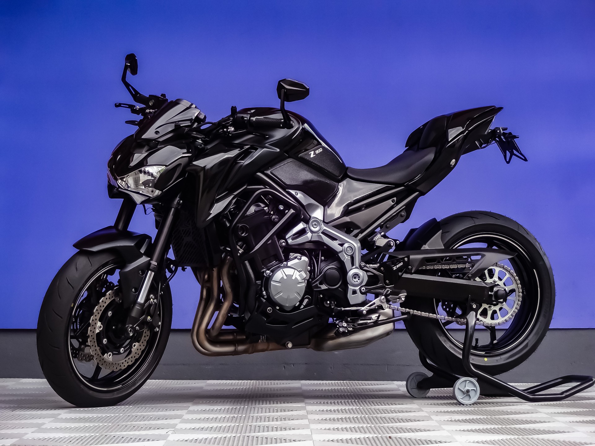 KAWASAKI Z 900-image-3