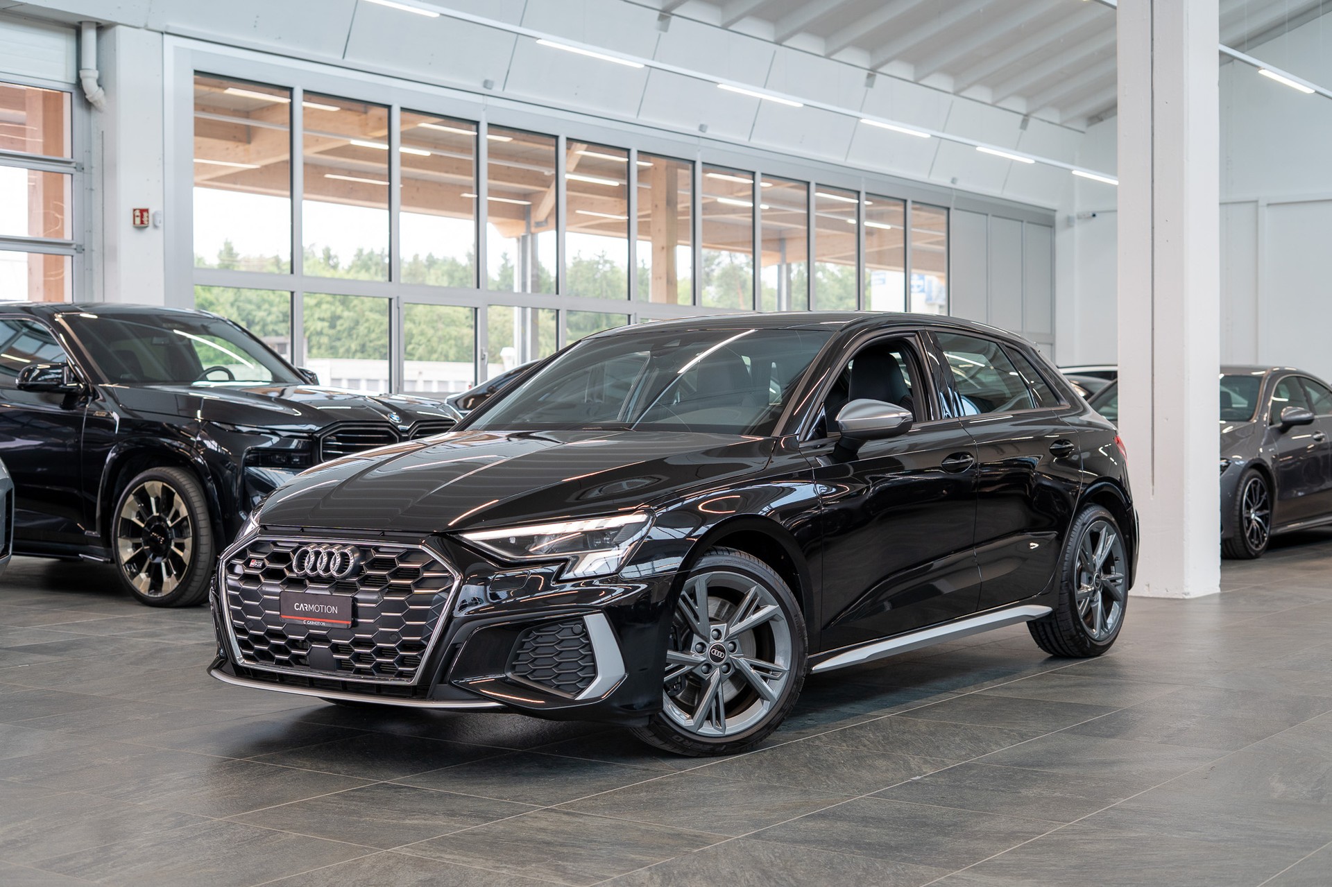 AUDI S3 Sportback 2.0 TFSI quattro S-Tronic / Rückfahrkamera / Tempomat / Sitzheizung
