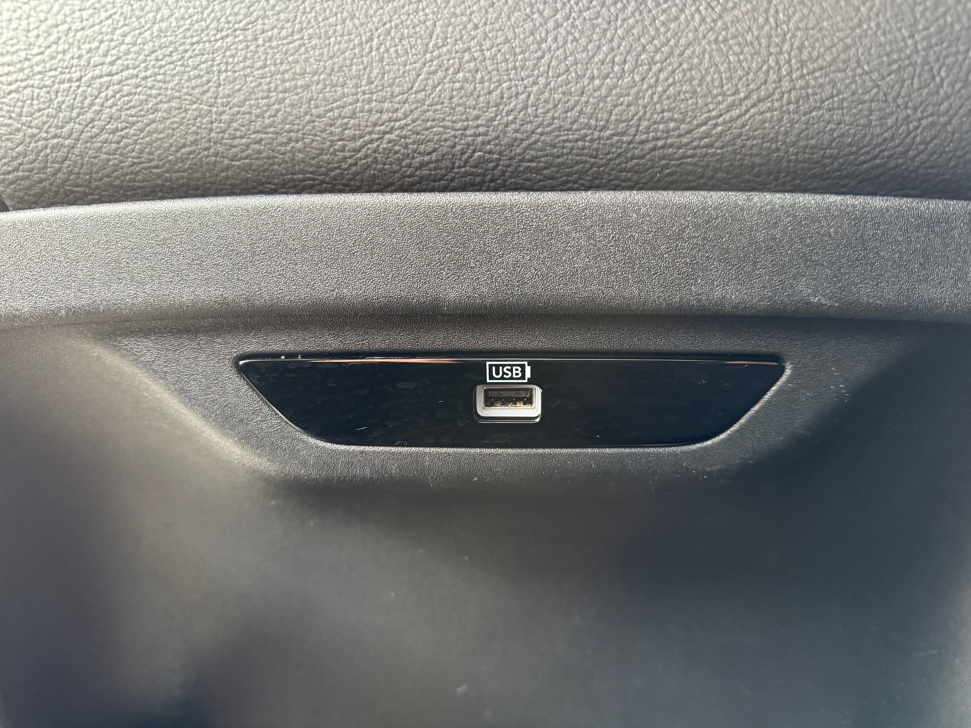CHRYSLER Touring L-image-10