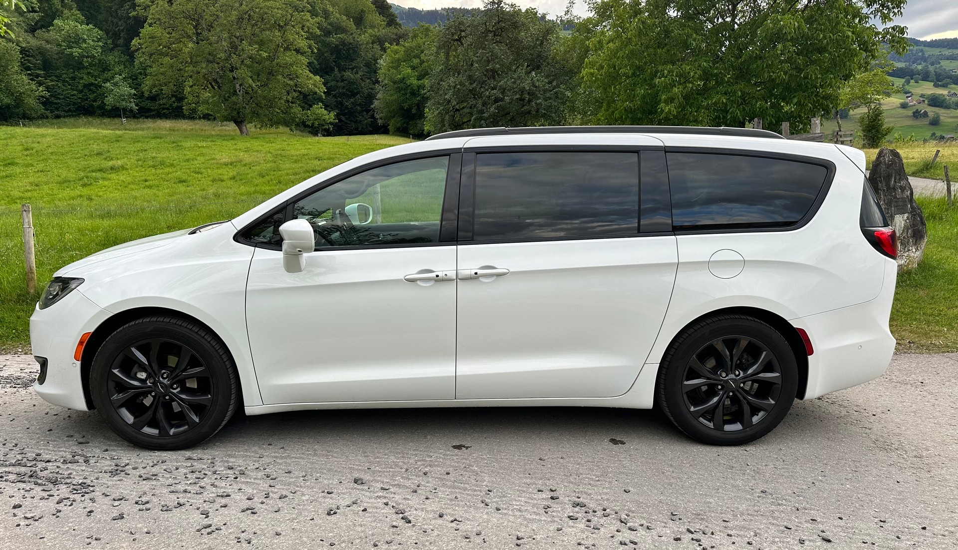 CHRYSLER Touring L-image-6