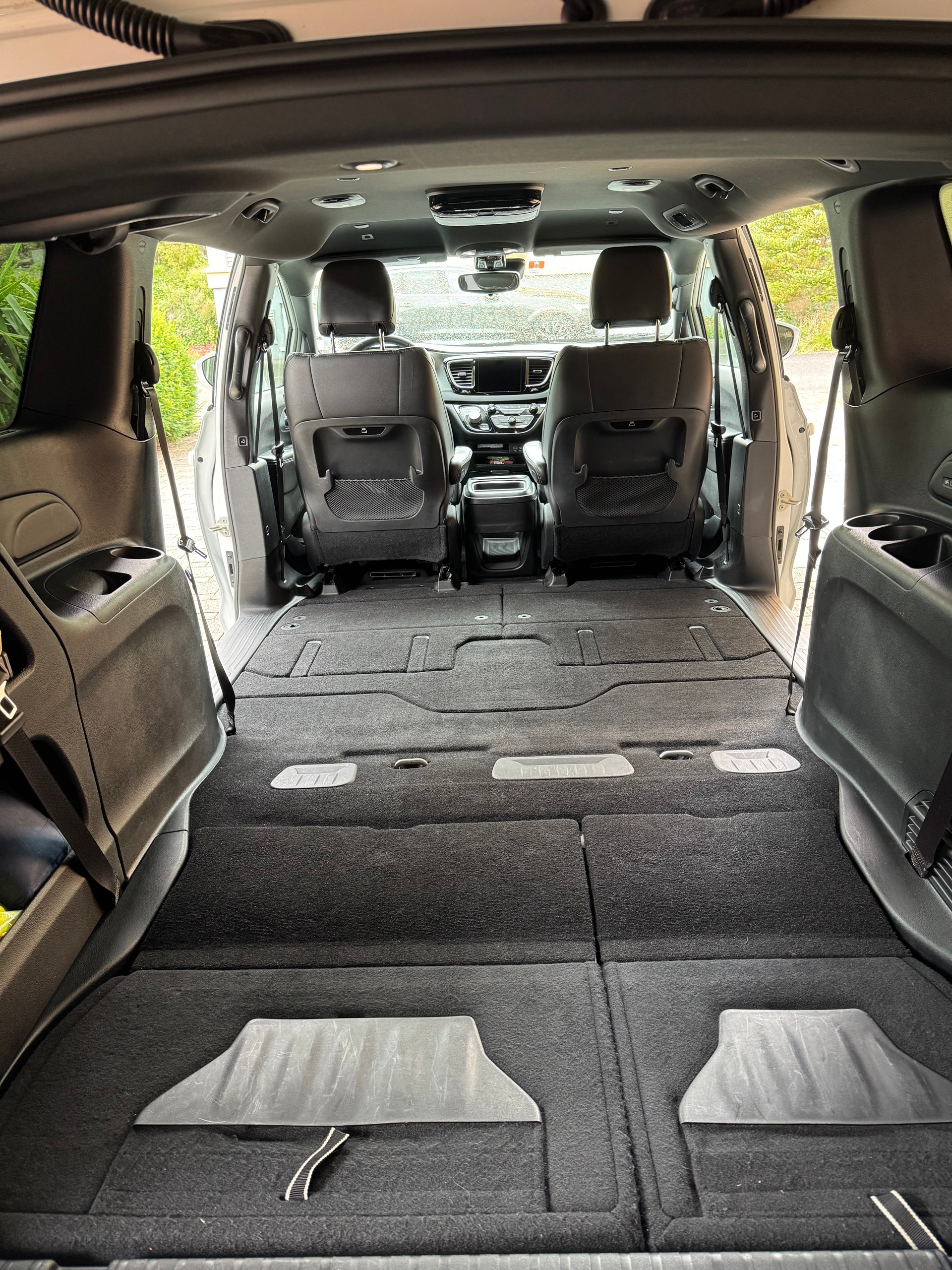 CHRYSLER Touring L-image-13