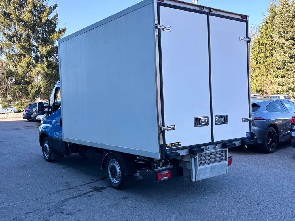 IVECO 35 S 15 D-image-9
